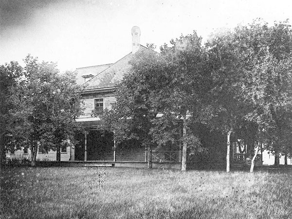 A view of the grounds of Donald Smith's residence, Silver Heights, circa 1884