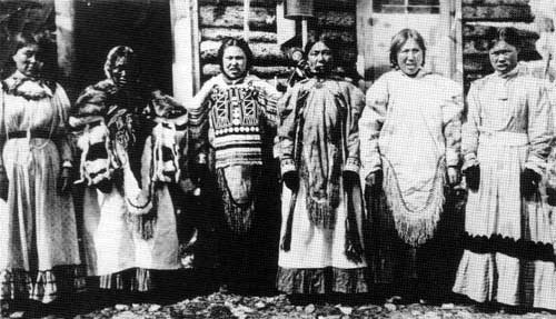 Manitoba History Review Women Of The First Nations Power Wisdom And