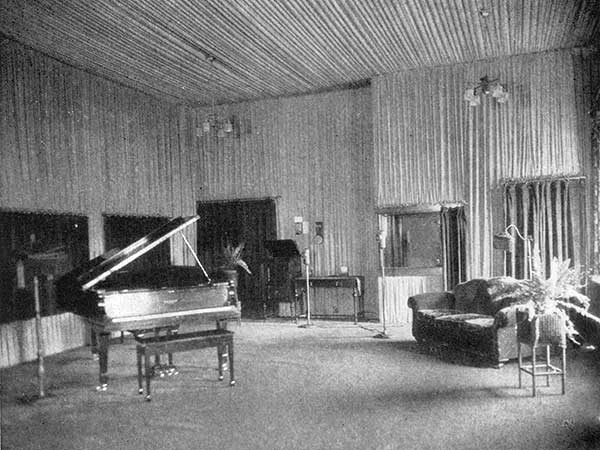 The CKY studio looked like a comfortable lounge, complete with potted plants, circa 1930