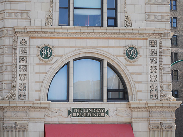 Lindsay Building, 228 Notre Dame Avenue