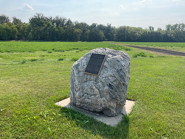 Allarie School commemorative monument