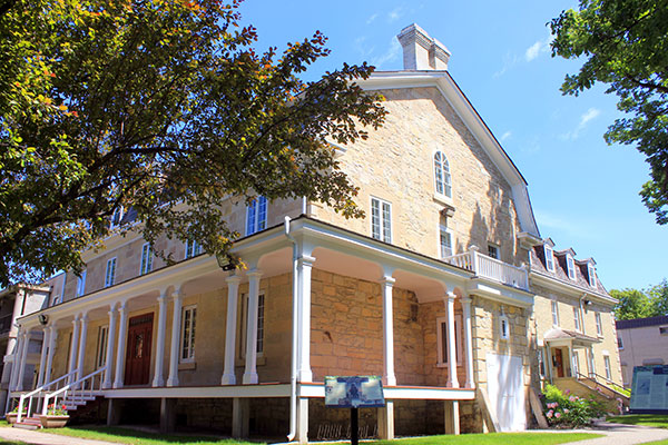 Archbishop of St. Boniface Residence