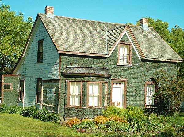 Furnished 1878 log house where Nellie McClung stayed while teaching in the area