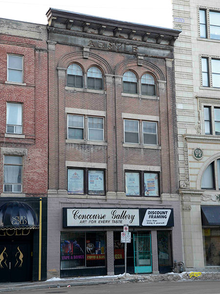 Argyle Block facing Notre Dame