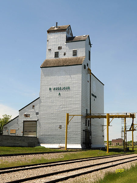 Manitoba Pool A grain elevator at Beausejour