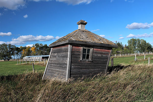 Outhouse for the former Belfry School building