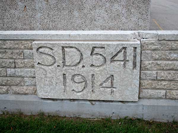 Date stone for Birds Hills School, on display at the present school