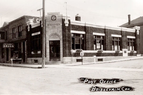 Postcard view of Dominion Post Office at Boissevain