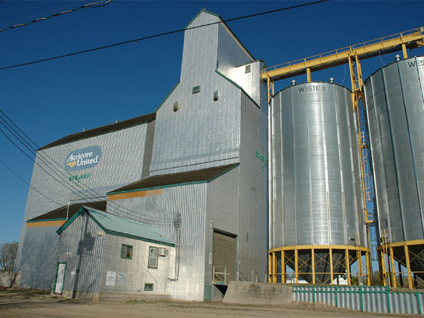 Manitoba Pool grain elevator C at Bowsman