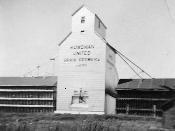 United Grain Growers grain elevator 2 at Bowsman