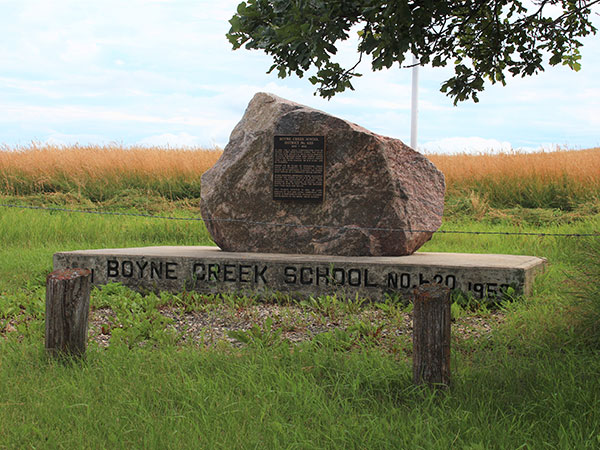Boyne Creek School commemorative monument