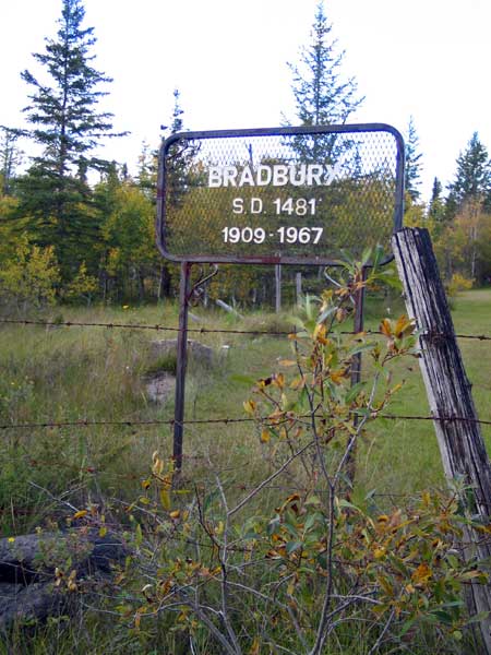 Bradbury School commemorative sign