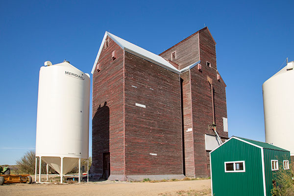 The former Manitoba Pool grain elevator at Bradwardine