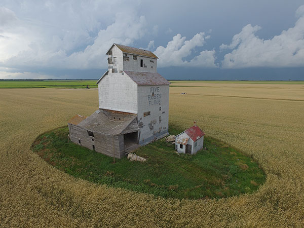 Aerial view of former Lake of the Woods grain elevator at Cameron