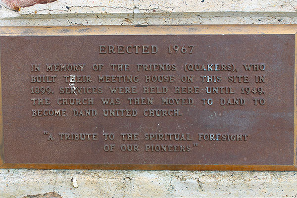 Plaque on the Quaker church commemorative monument