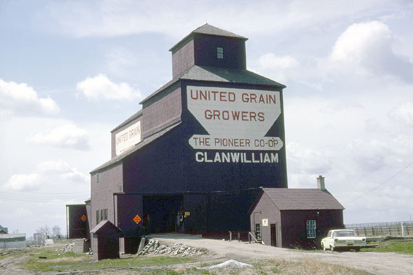 United Grain Growers grain elevator at Clanwilliam