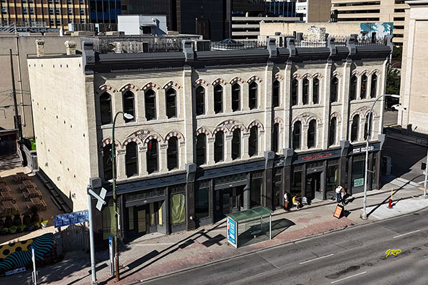 Aerial view of the Fortune Block at right and Commercial Hotel at left after restoration