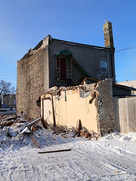 Rear view of the Craig Block after the Sutherland Hotel fire