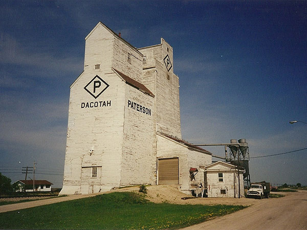 Former Paterson Grain elevator at Dacotah