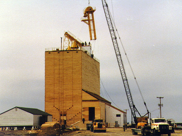 Aerial view of the Manitoba Pool Grain Elevator A at Dauphin