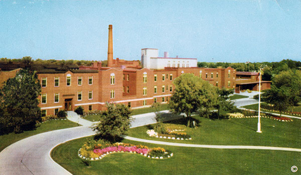 Postcard view of the Deer Lodge Hospital