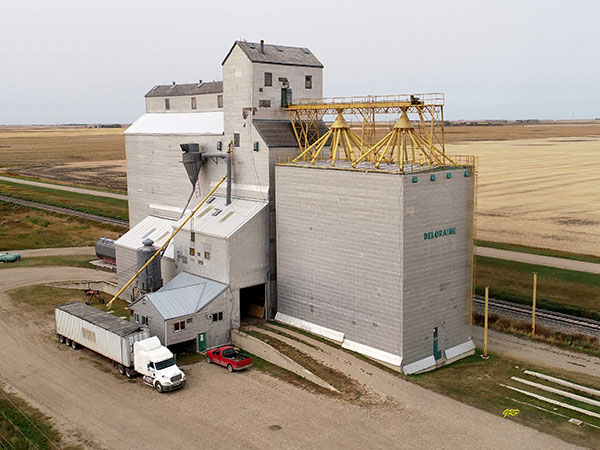 Aerial view of the former Manitoba Pool grain elevator at Deloraine