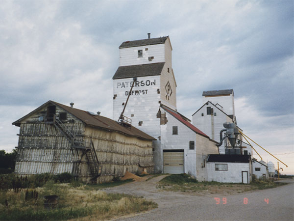 Paterson grain elevator at Dufrost