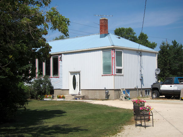 The former Earl Grey School building