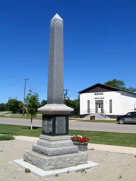 Elkhorn War Memorial