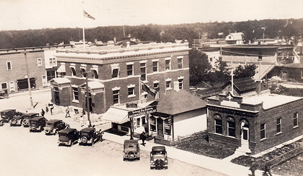 Telephone Exchange Building at right in Emerson street scene