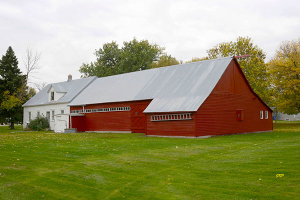 Ens Heritage Housebarn