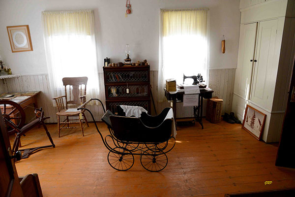 Interior of the Ens Heritage Housebarn