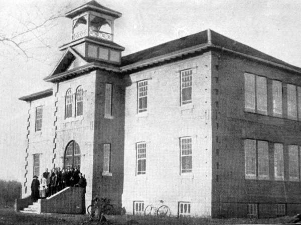 Ethelbert School, erected in 1916, destroyed by fire in 1942