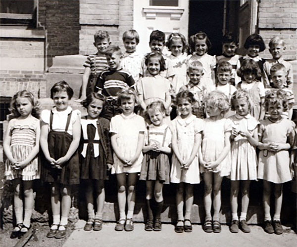 Students on the front steps of Fernwood School
