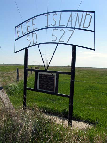 Flee Island School commemorative sign