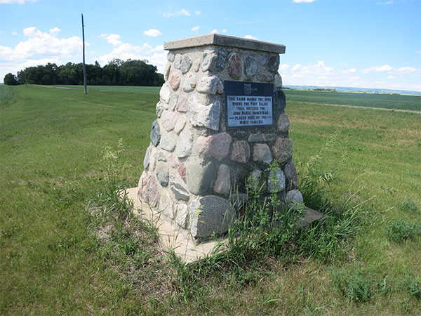 Fort Ellice Trail commemorative monument