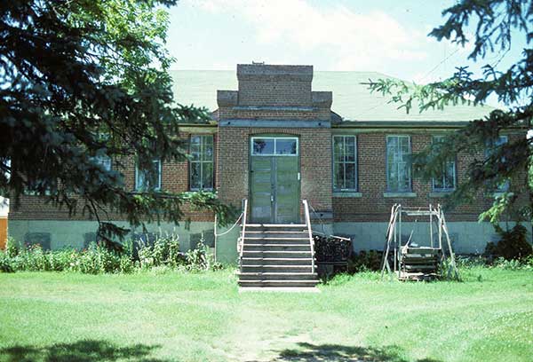The former Glencairn School building