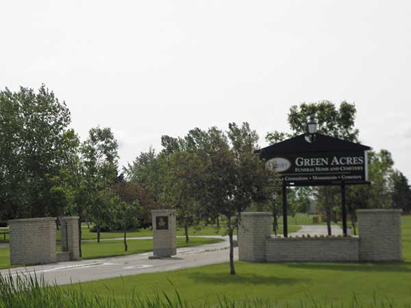 Entrance to Green Acres Memorial Gardens