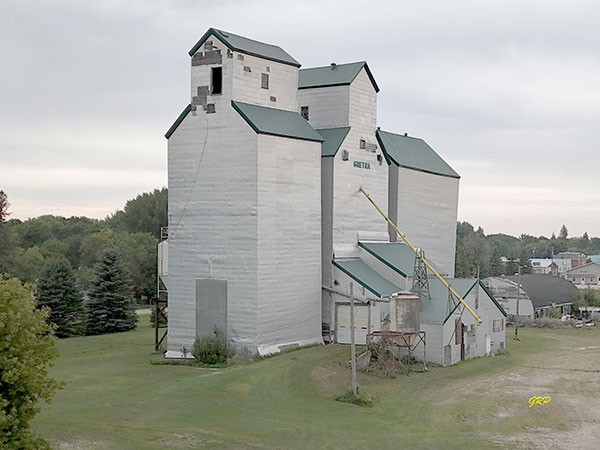 Manitoba Pool Grain Elevator at Gretna