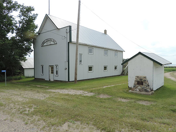 Harding Agricultural Society Hall and commemorative monument