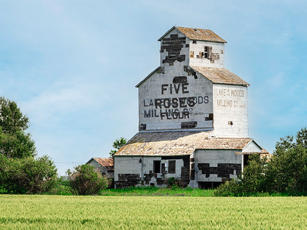 Former Lake of the Woods grain elevator at Harmsworth