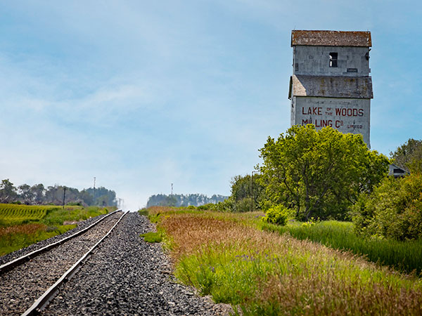 Former Lake of the Woods grain elevator at Harmsworth