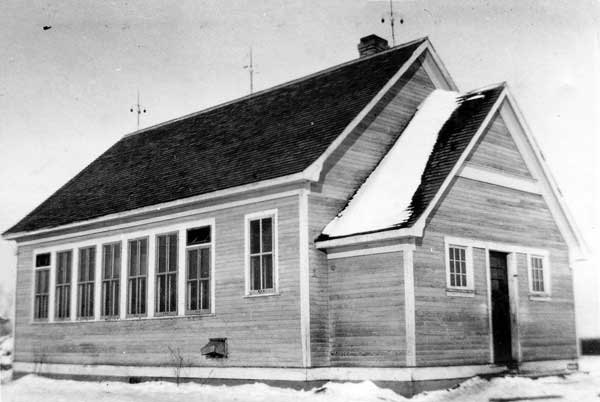 The original Hazel Glen School building