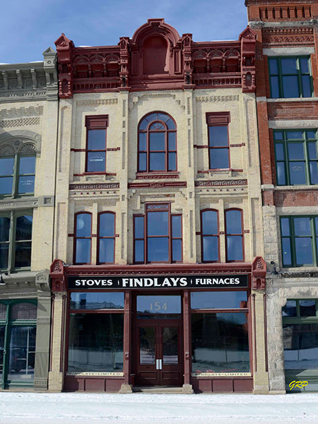 Facade of the Harris Block / Hochman Building