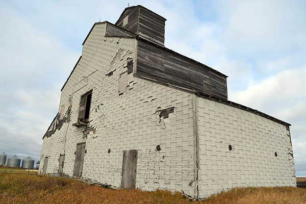 Hoffman family grain elevator and mill