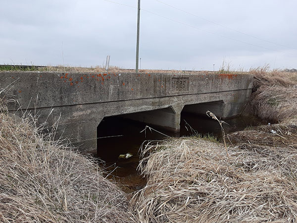 Concrete culvert bridge No. 1258 on the former Provincial Trunk Highway 3