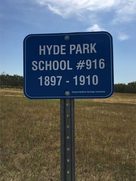 Hyde Park School commemorative sign