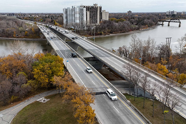 Kildonan Settlers Bridge