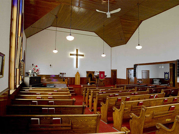 Interior of Knox United Church at Belmont
