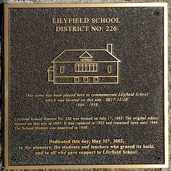 Plaque on the Lilyfield School commemorative monument